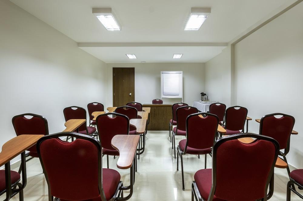 Sia Park Executive 4*